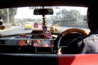 kol-taxi-driver.jpg